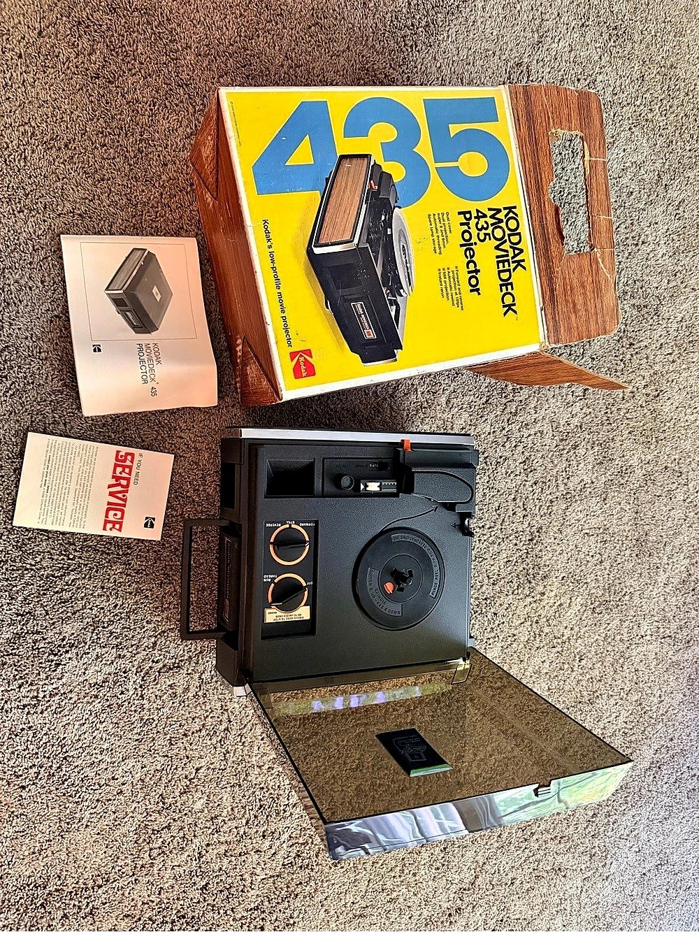 Kodak Moviedeck 435 Vintage Movie Projector with original box & manual